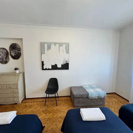 Apolonia 3 Frontal River View Lisbona